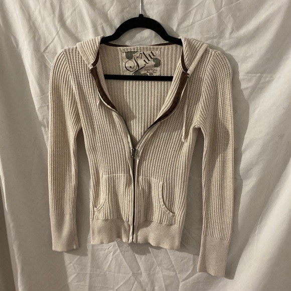 Lulus Tops - Vintage LuLu thermal zipper hoodie. Size XS, EUC